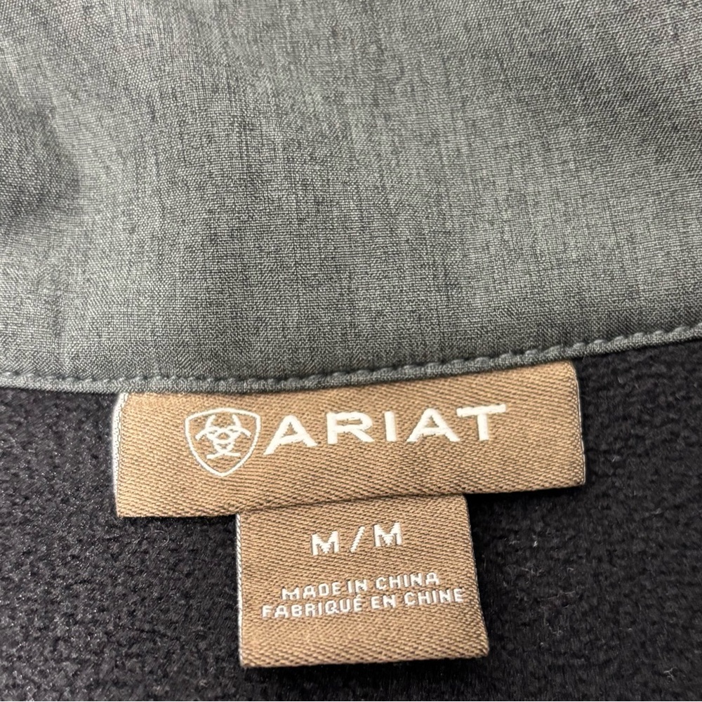 Ariat Men’s Dark Gray Performance Softshell Jacket American Flag Back Size M - Picture 6 of 12
